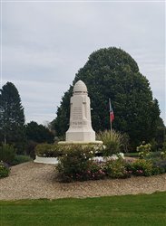 Le Monument aux Morts - Saint-Martin-Osmonville